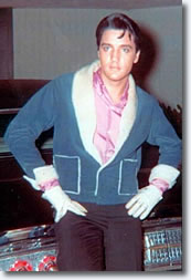Elvis Presley Photos - 1960s